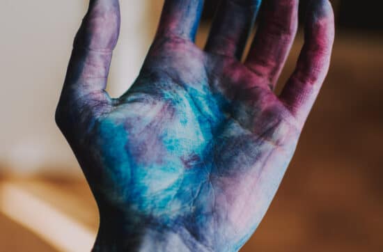 Das Alien-Limb-Phänomen - Wenn die eigene Hand ein Eigenleben entwickelt