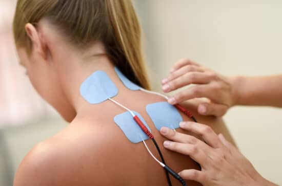 Neuromodulation bei Polyneuropathie – wie Nervenstimulation Schmerzen lindern kann